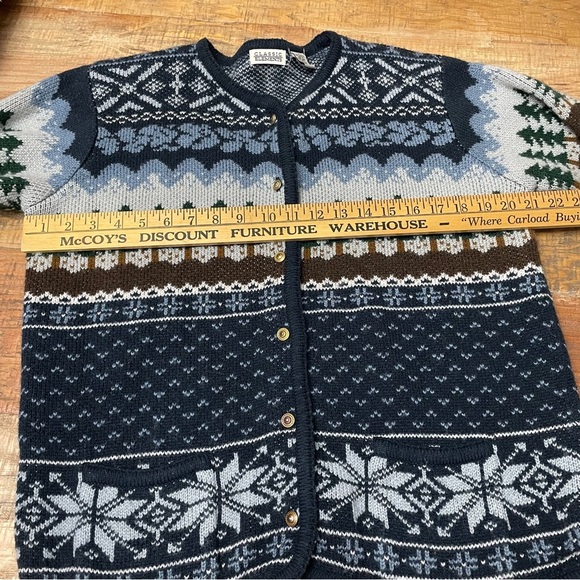 Vintage Pine Forest Mountain Cabin Sweater size Medium snow slopes - Picture 7 of 10